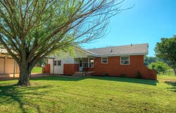 924 N 6th Avenue, Purcell, OK 73080