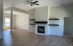 604 Blackhawke Drive, Smithville, MO 64089