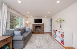 410 Oak St, Raynham, MA 02767