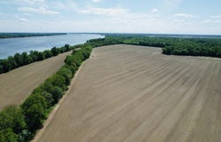 001 Old River Rd, America, IL 62996