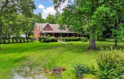 3209 ELM St, Adamsville, AL 35005