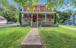 21 N Norwood Street, Hillsdale, MI 49242