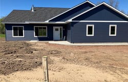 39455 Oriole Avenue, North Branch, MN 55056