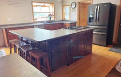 513 N Main St, Marion, WI 54950