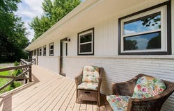 1300 NE 64Th Terrace, Kansas City, MO 64118