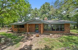 22345 Sutter Ln, Zachary, LA 70791