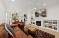 16 Ilford  LN, Bella Vista, AR 72715