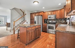 156 MAPLETON Boulevard, HARRISBURG, PA 17112