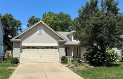 9016 Harvest Run Drive, O'Fallon, MO 63368