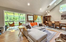 127 waterside ave, north port, NY 11768