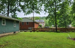 130 Mountain Pkwy, Green Brook Twp., NJ 08812-2217