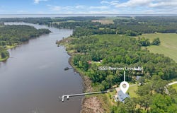555 Dawson Creek Drive, Arapahoe, NC 28510