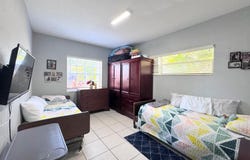 900 N 24th Avenue, Hollywood, FL 33020