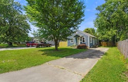1532 Beam Road, Columbus, IN 47201-5563