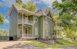 2234 Drummond St, Vicksburg, MS 39180