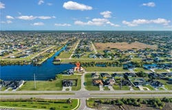 814 NW 11th Place, Cape Coral, FL 33993
