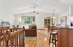 564 Donegal Circle, Shoreview, MN 55126