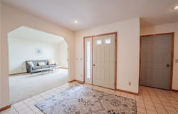 3502 Parkside Circle W, Eau Claire, WI 54701