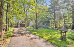 3422 Buck Run, Tannersville, PA 18372