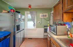 7276 Engleman, Center Line, MI 48015