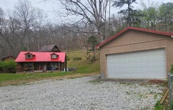 2079 Ced Gap Rd, Louisa, KY 41230