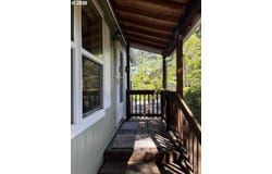 148 Outer Dr, Florence, OR 97439