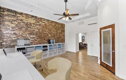 135 East Main Street, Georgetown, KY 40324