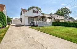 30104 Phillips Avenue, Wickliffe, OH 44092