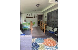 565 Parkway Ave, Pratt, KS 67124