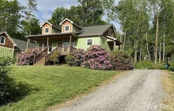 260 Bull Creek Road, Asheville, NC 28805