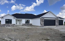 39 Howard Street, Converse, IN 46919