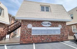 201 N Coolidge Ave, Margate, NJ 08402