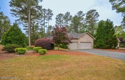 11 Canterbury Circle, Pinehurst, NC 28374