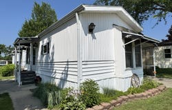 413 Redmond Drive, Blissfield, MI 49228