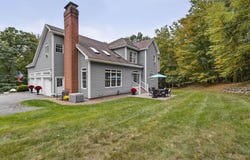 39 Colonel Daniels Drive, Bedford, NH 03110