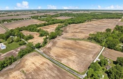 390 3rd Street, Staunton, IL 62088