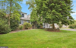 2440 WALTON ROAD, HUNTINGDON VALLEY, PA 19006