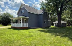 681 8th Street, Walnut Grove, MN 56180