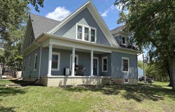 4221 E Road, Otoe, NE 68417