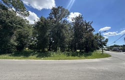 3 Lots W Juniper Avenue, Crestview, FL 32536