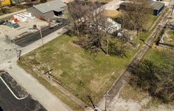 222 N 8th Avenue, Springfield, MO 65806
