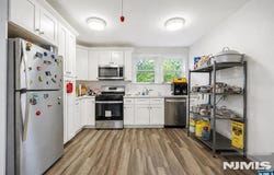 52 Thomas Street, Bloomfield, NJ 07003