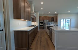 702 Lakeview Ct, Tiffin, IA 52340