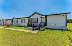 129 Eagle Ridge Drive, Waxahachie, TX 75165