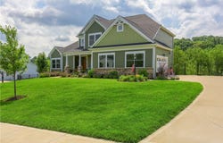 217 Hickory Ln, Mars, PA 16046
