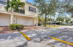 10520 SW Stephanie Way, Port Saint Lucie, FL 34987