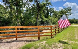 9211 Stetson Drive, Normangee, TX 77871