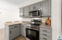 101 N Pipestone St, Brandon, SD 57005