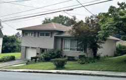 2613 Jackson Street, Scranton, PA 18504