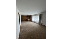 615 NW 3rd Street, Independence, IA 50644